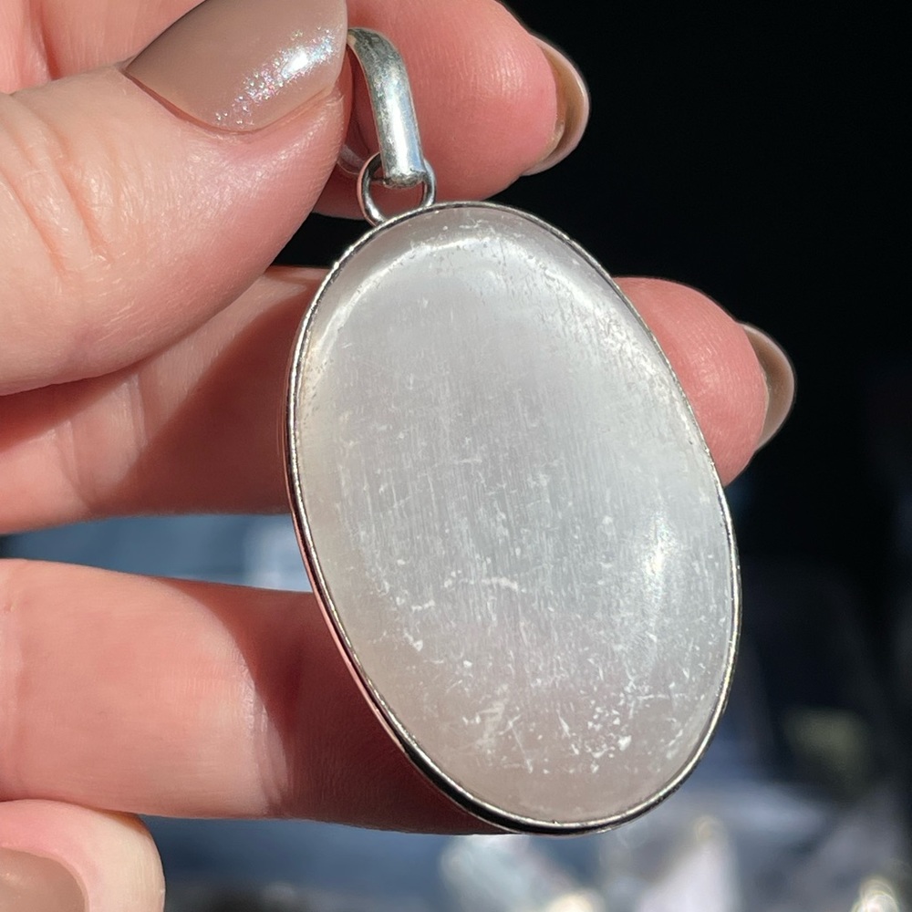 Selenite silver pendant - Picture 5 of 7
